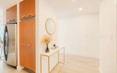 RS Suites - The AKA Residence