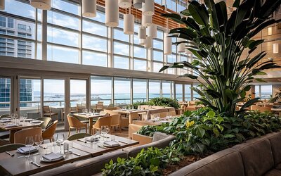 RS Suites - The AKA Residence