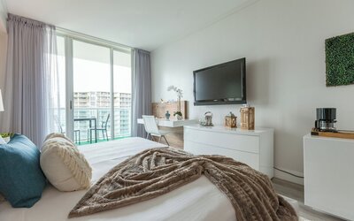 Private Residences at Hotel Arya by SoFLA Vacations