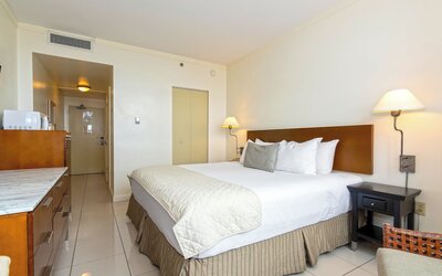 Private Residences at Hotel Arya by SoFLA Vacations