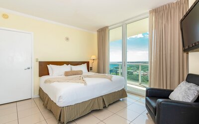 Private Residences at Hotel Arya by SoFLA Vacations