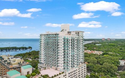 Private Residences at Hotel Arya by SoFLA Vacations