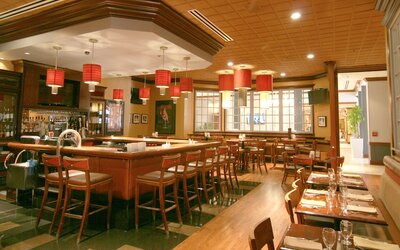 DoubleTree by Hilton Chicago - Alsip