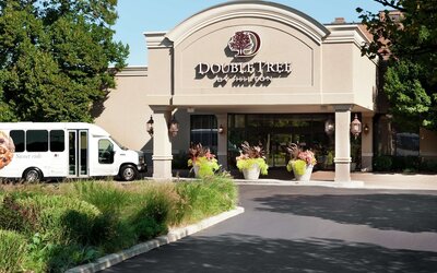DoubleTree by Hilton Chicago - Alsip