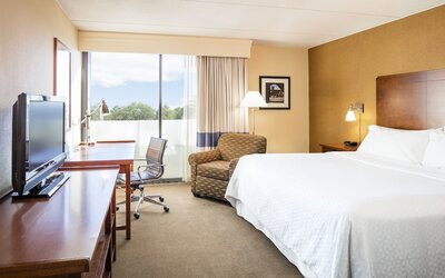 Four Points by Sheraton Chicago O'Hare Airport