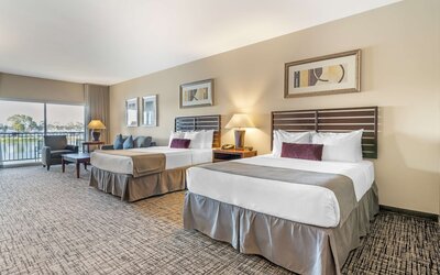Best Western Plus Bayside Hotel
