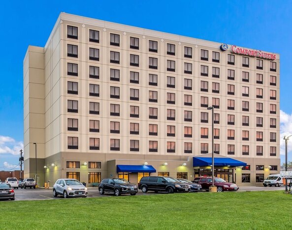 Comfort Suites Chicago O'Hare Airport