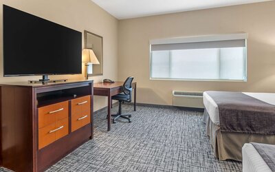 Best Western Plus Bayside Hotel