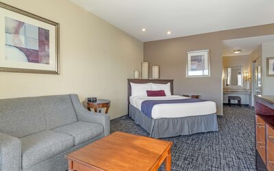 Best Western Plus Bayside Hotel