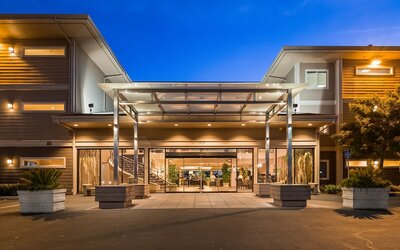 Best Western Plus Bayside Hotel