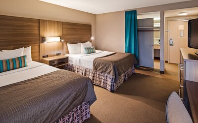 Executive Inn & Suites Embarcadero Cove