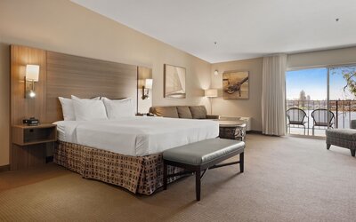 Executive Inn & Suites Embarcadero Cove