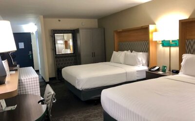 Holiday Inn & Suites Chicago North Shore (Skokie) by IHG