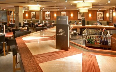 Holiday Inn & Suites Chicago North Shore (Skokie) by IHG