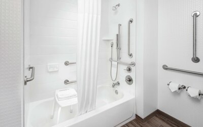Hampton Inn & Suites Bridgeview Chicago