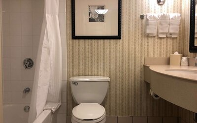 Hilton Garden Inn Addison