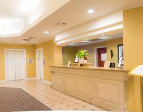 Oakland Airport Executive Hotel