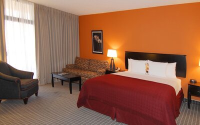 Oakland Airport Executive Hotel