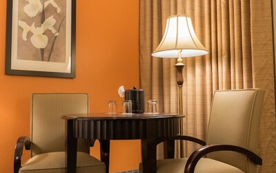 Oakland Airport Executive Hotel