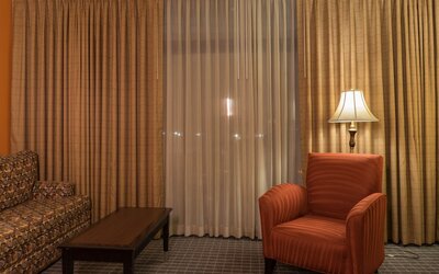 Oakland Airport Executive Hotel