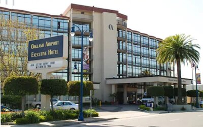 Oakland Airport Executive Hotel
