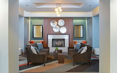 DoubleTree by Hilton Chicago - North Shore Conference Center