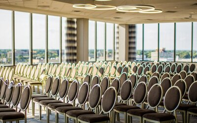 DoubleTree by Hilton Chicago - North Shore Conference Center