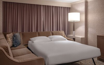DoubleTree by Hilton Chicago - North Shore Conference Center