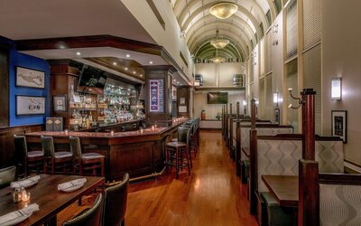DoubleTree by Hilton Chicago - North Shore Conference Center