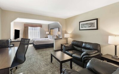 Best Western Inn & Suites - Midway Airport