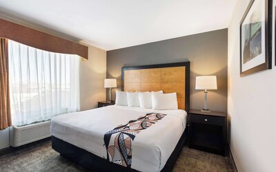 Best Western Inn & Suites - Midway Airport