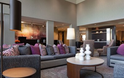 Courtyard by Marriott Oakland Airport
