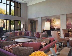 Courtyard by Marriott Oakland Airport