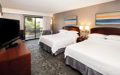 Courtyard by Marriott Oakland Airport