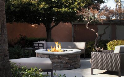 Courtyard by Marriott Oakland Airport