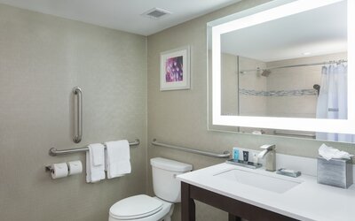Crowne Plaza Chicago SW - Burr Ridge by IHG