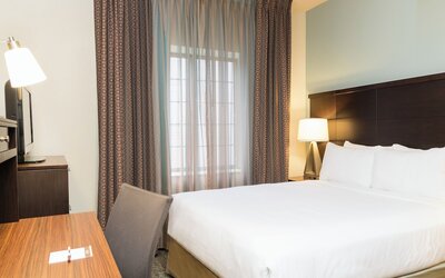 Staybridge Suites Chicago-Oakbrook Terrace by IHG