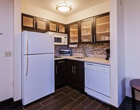 Staybridge Suites Chicago-Oakbrook Terrace by IHG