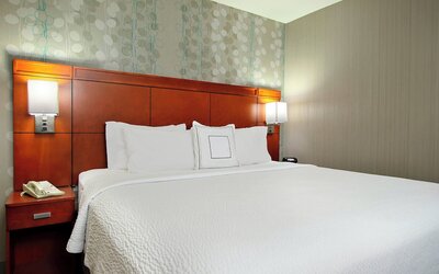 Courtyard by Marriott Oakland Downtown
