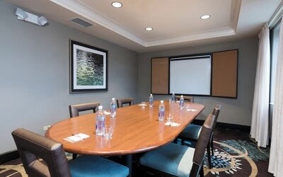 Staybridge Suites Chicago-Oakbrook Terrace by IHG