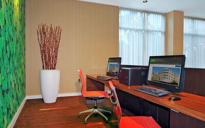 Courtyard by Marriott Oakland Downtown