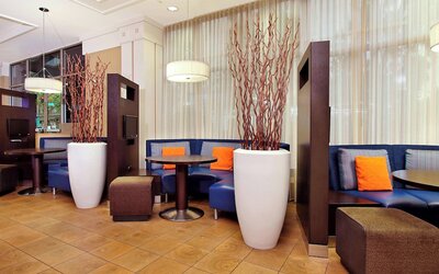 Courtyard by Marriott Oakland Downtown