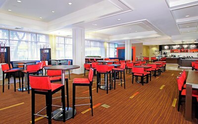 Courtyard by Marriott Oakland Downtown