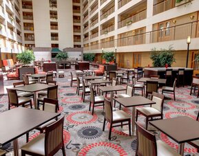 Embassy Suites by Hilton Chicago O'Hare Rosemont