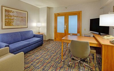 Embassy Suites by Hilton Chicago O'Hare Rosemont
