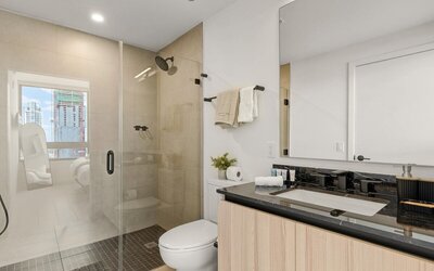 Luxury City Views in Downtown Miami