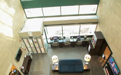 Comfort Suites Oakbrook Terrace near Oakbrook Center