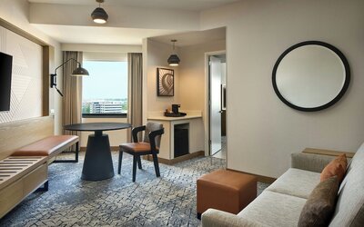 Sheraton Suites Chicago O'Hare