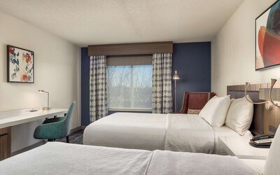 Hilton Garden Inn Chicago / Oak Brook