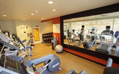 Hilton Garden Inn Chicago / Oak Brook